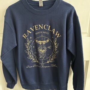 Gildan Navy Blue Ravenclaw Hogwarts Sweatshirt